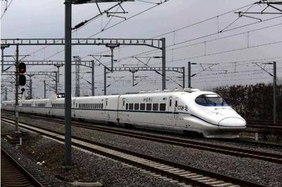 中国铁路史上的辉煌印记 从海底铁路隧道到复线电气化